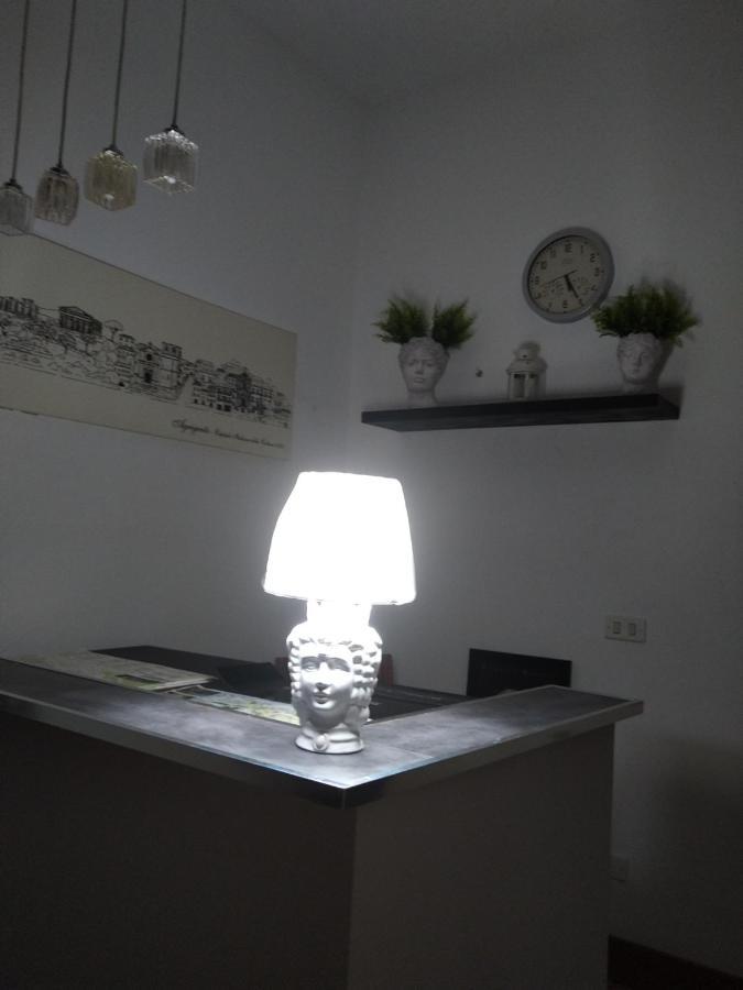 Artemide Rent Bedrooms อากริเจนโต ภายนอก รูปภาพ